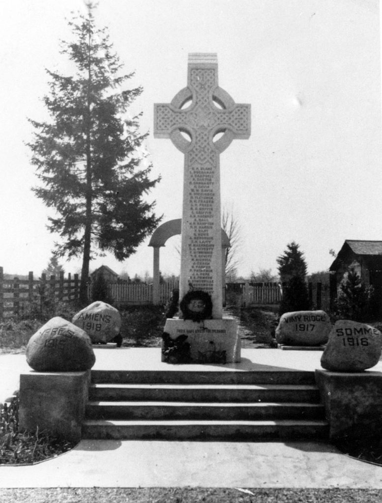Cenotaph in its original location at the entrance to the Maple Ridge cemetery. 1936. [P01044]