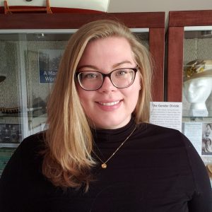 20201119_123724 Portrait of Melissa Rollit